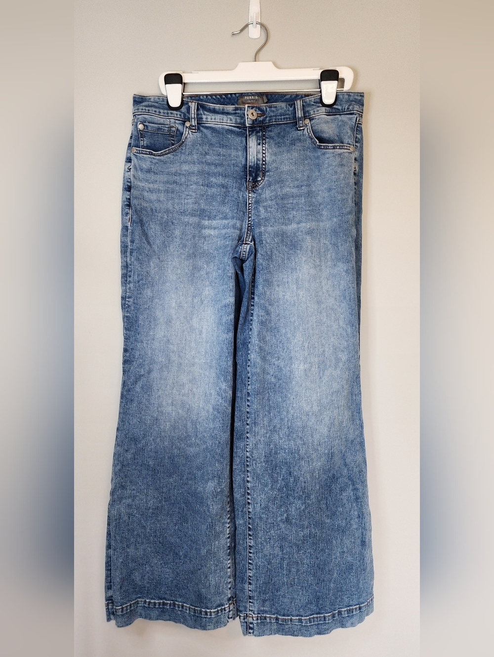 Torrid Vintage Stretch High-Rise Wide Leg Jeans 14R